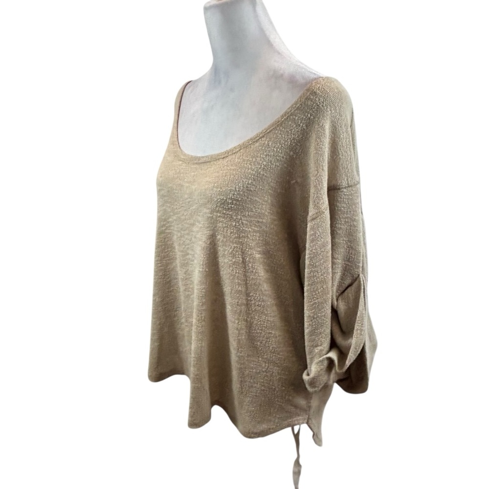Ladies Free People Beach Brand Tan‎ Oversized Short Sleeve Short Size Medium